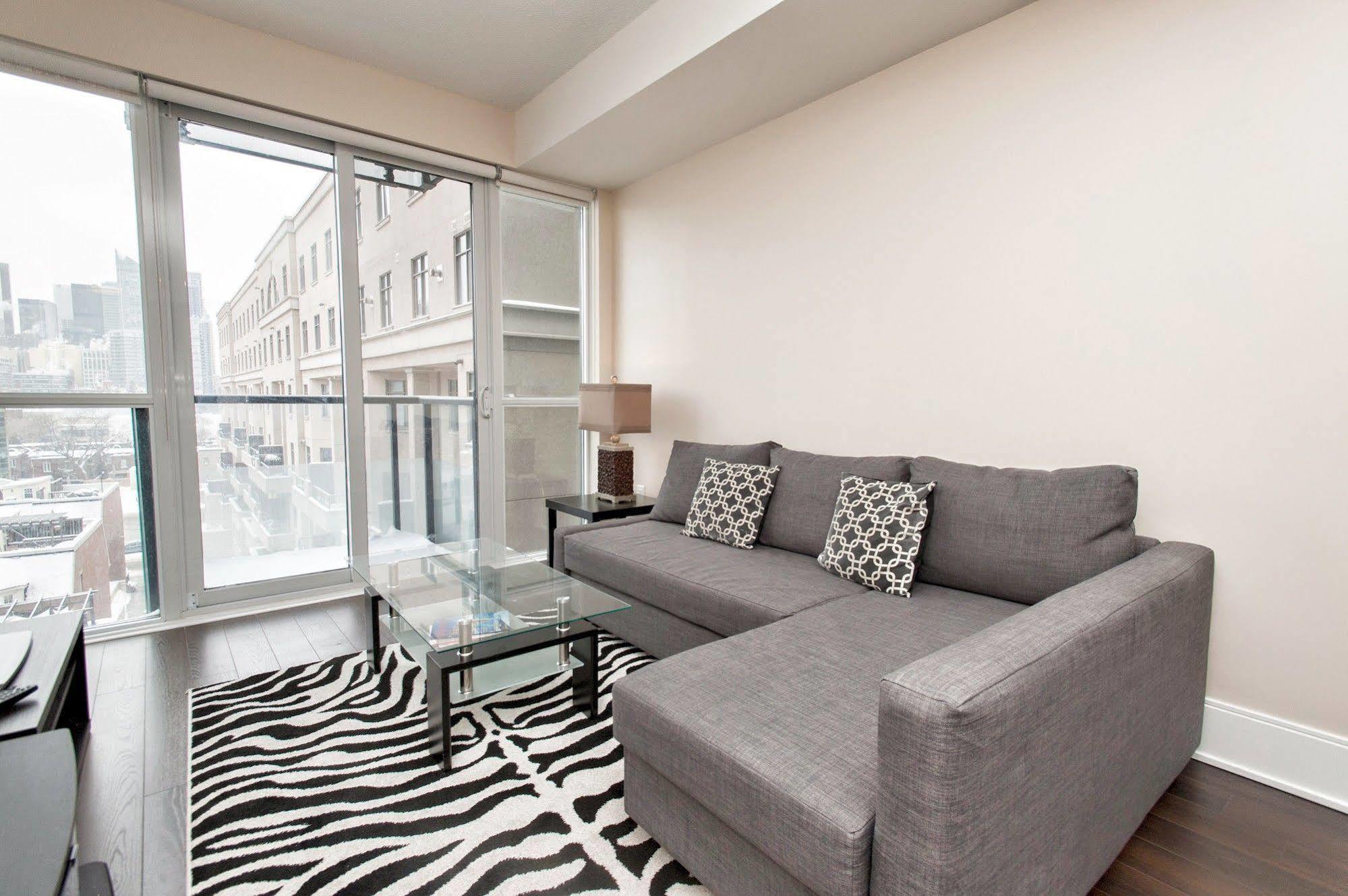 Life Suites Luxury Downtown Condos Toronto Exterior foto